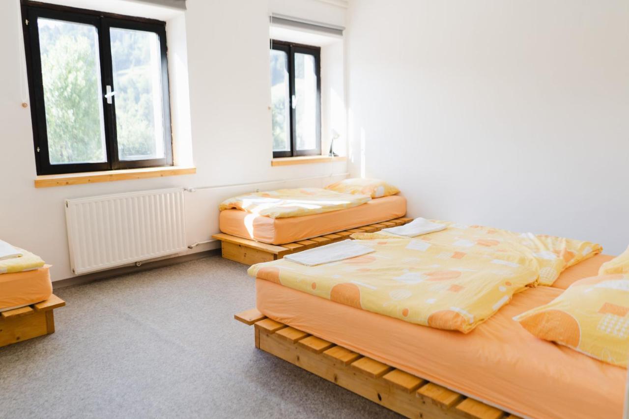 Hostel Idrija Eksteriør bilde